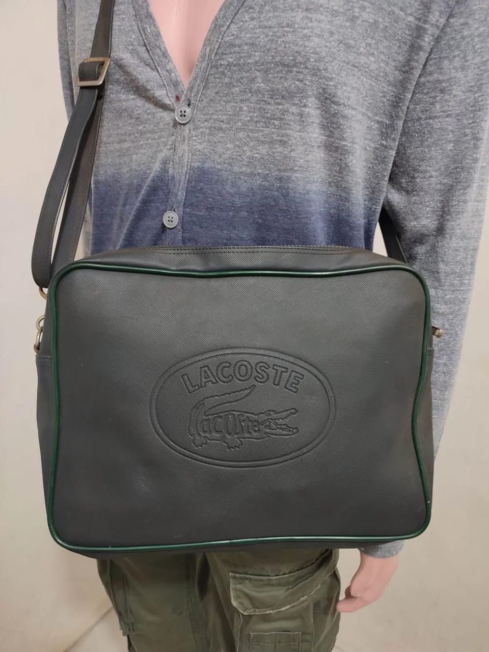 Lacoste × Vintage Vintage Lacoste Paris Sling Bag Big Logo design Size ONE SIZE - 20 Thumbnail
