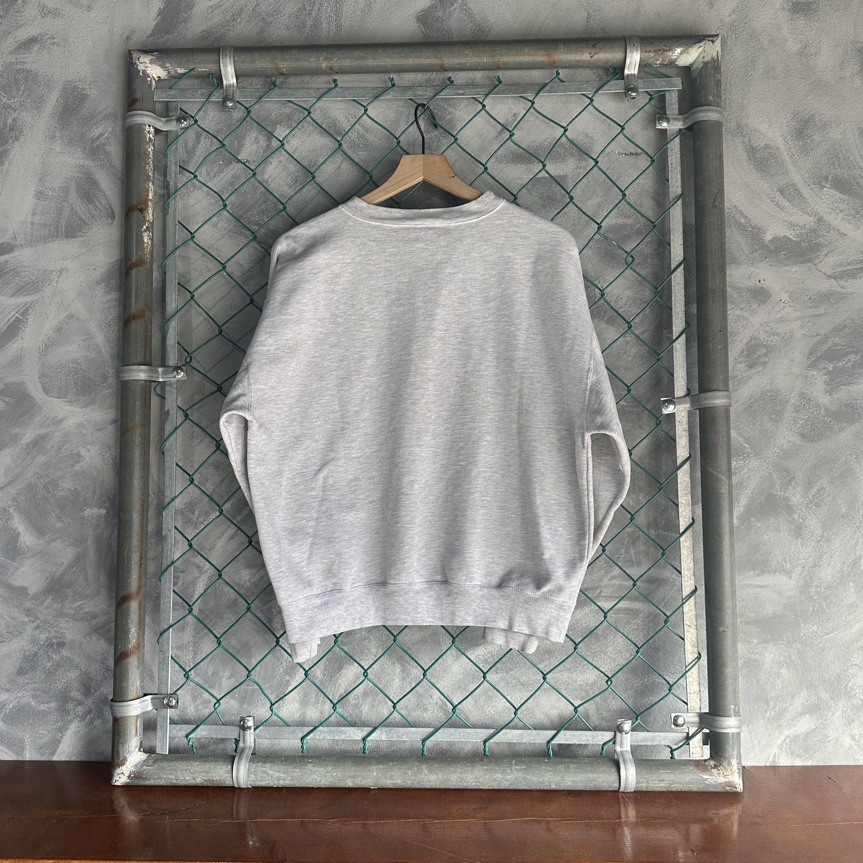 Timberland Vintage Timberland Sweatshirt Mens Size M Embroidered Logo Size US XL / EU 56 / 4 - 9 Thumbnail