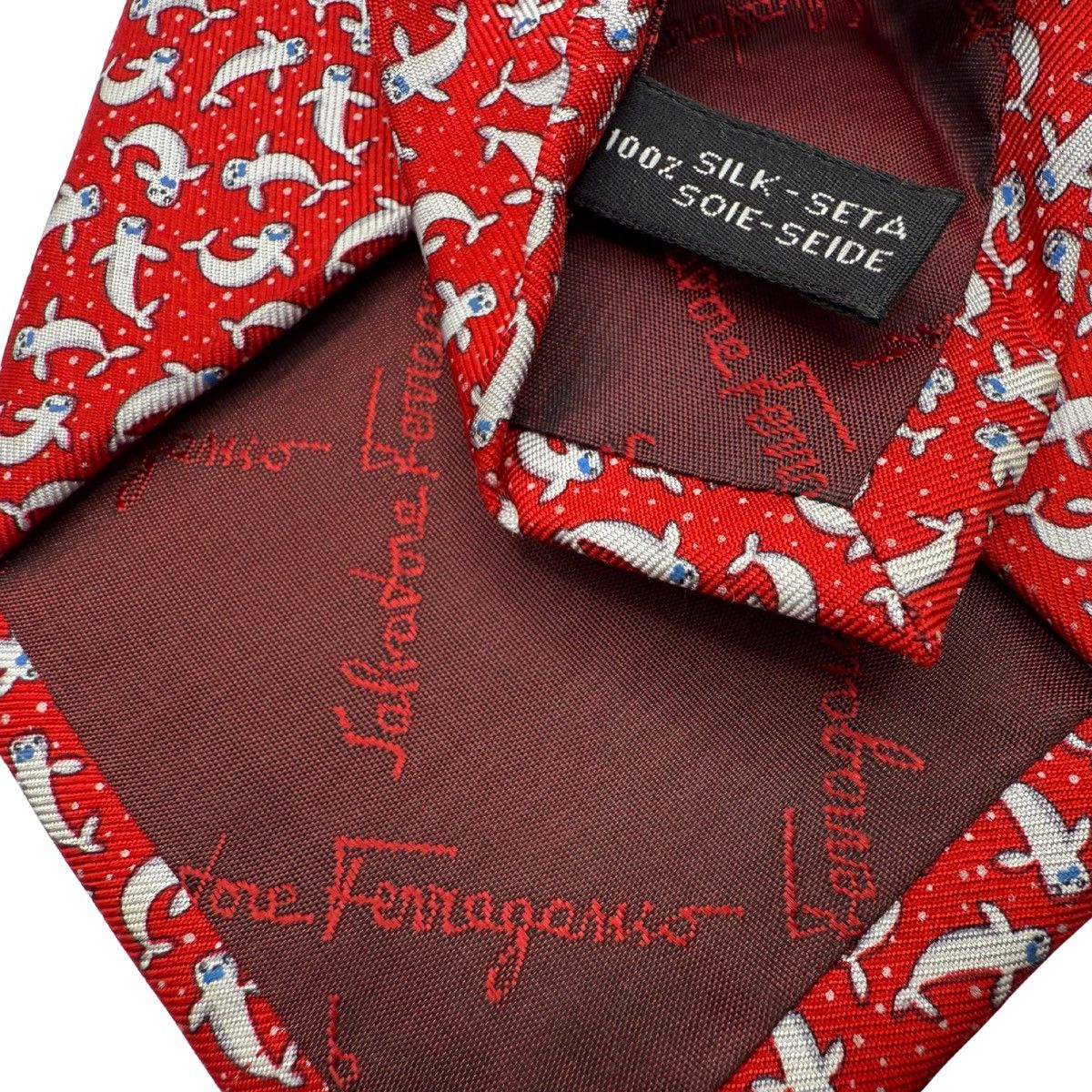 Salvatore Ferragamo Salvatore Ferragamo Red Silk Tie, Made in Italy, Like New Size ONE SIZE - 5 Thumbnail
