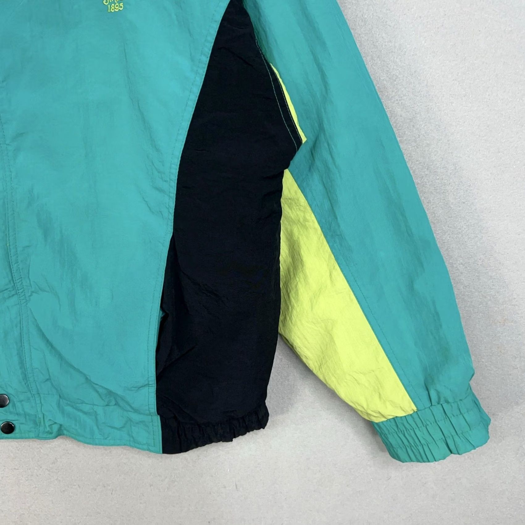 Reebok Vintage Reebok Jacket Men XL Blue Green Neon Windbreaker Crest 80s 90s Y2K Track Retro Casual Sport Size US XL / EU 56 / 4 - 4 Thumbnail