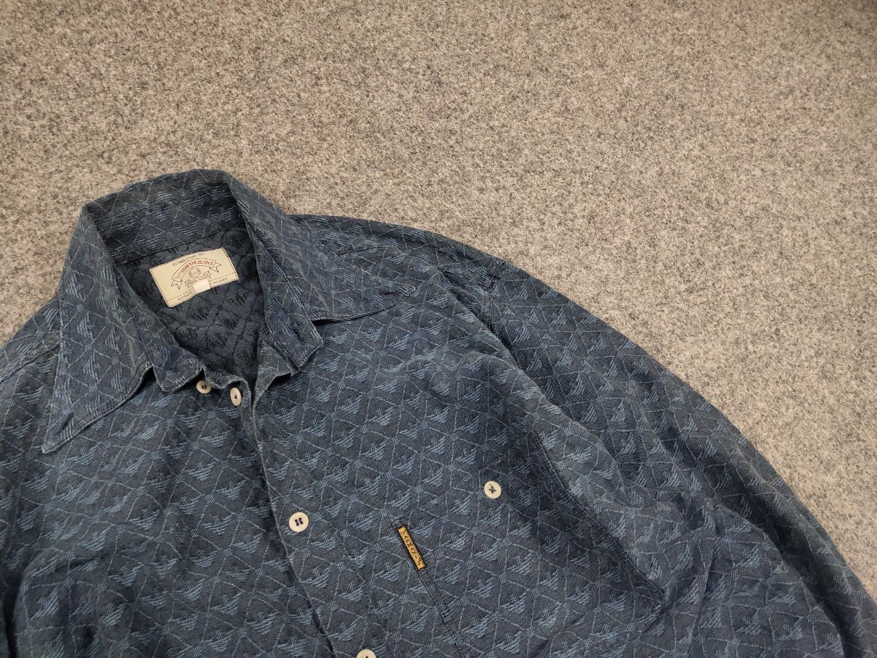 Giorgio Armani Vintage 80's Armani Jeans Monogram Logo oversized shirt Size US L / EU 52-54 / 3 - 8 Thumbnail