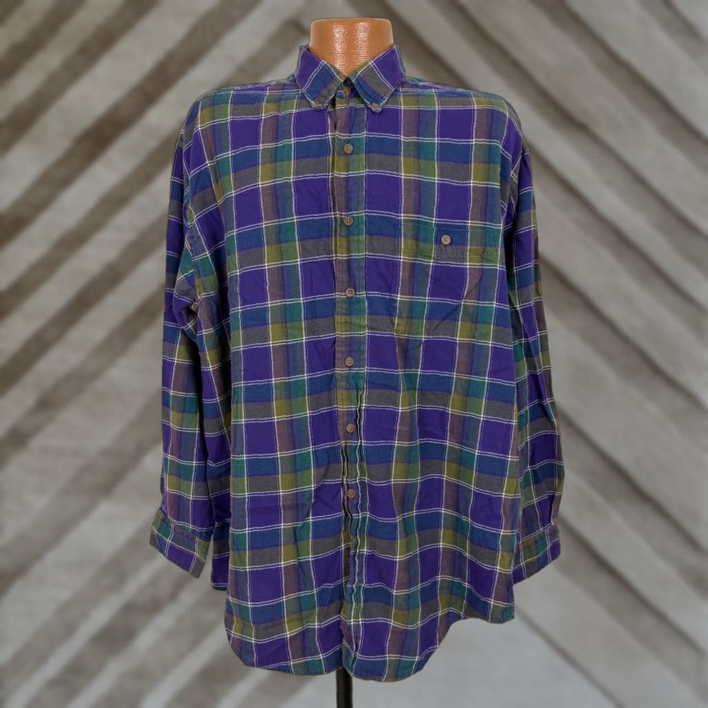 Arrow VINTAGE Arrow Shirt Men L Purple 90s Plaid Outdoors Travel USA Made Chevella Button-Up Long Sleeve Collar-Down Pockets Cotton Polyester Size US L / EU 52-54 / 3 - 1 Thumbnail