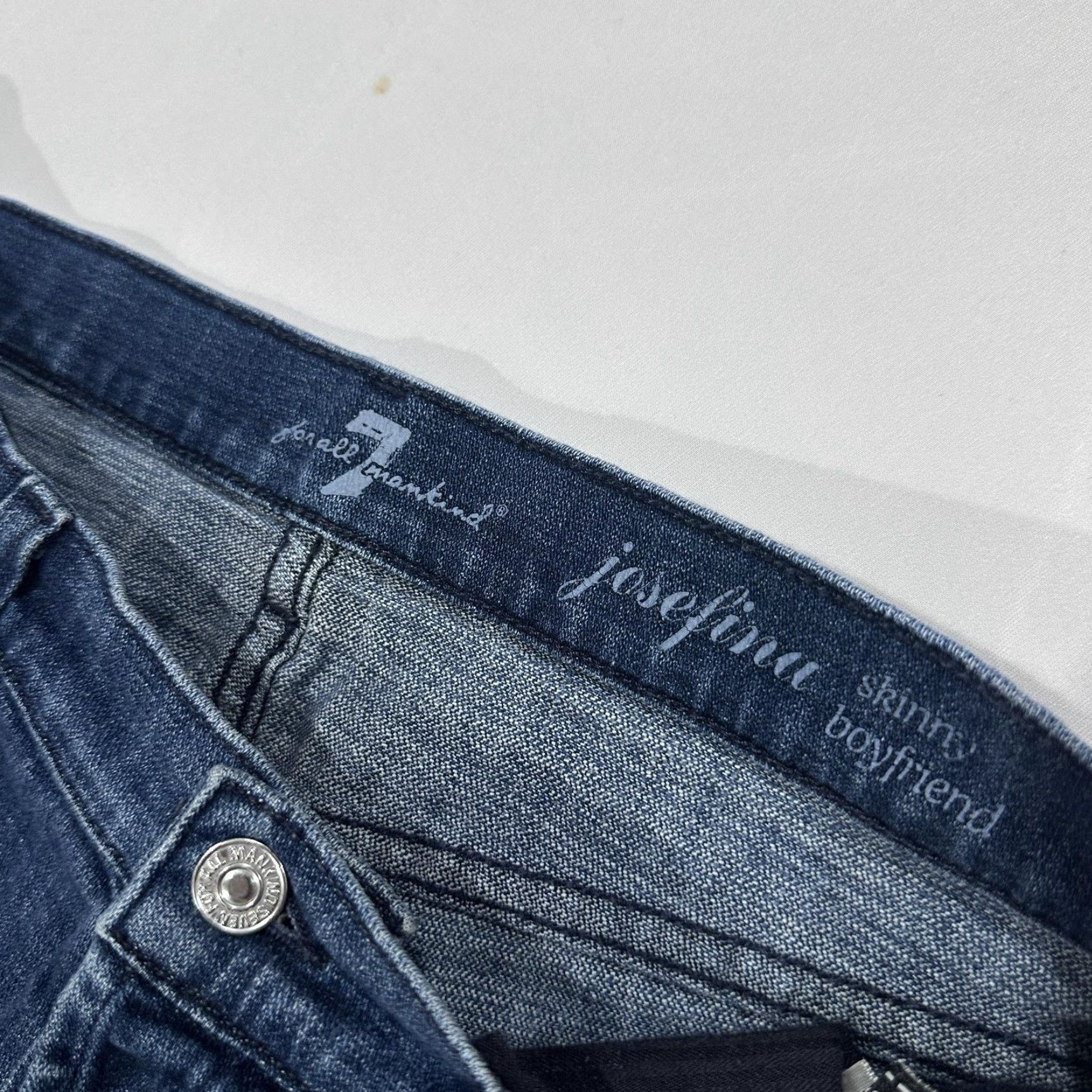 7 For All Mankind 7 For All Mankind Jeans 26 Boyfriend Josefina Blue Slim Stretch Denim Button Fly Jeans Women Slim Mid Blue 7 For All Mankind Josefina Womens Jeans Size 26" / US 2 / IT 38 - 4 Thumbnail