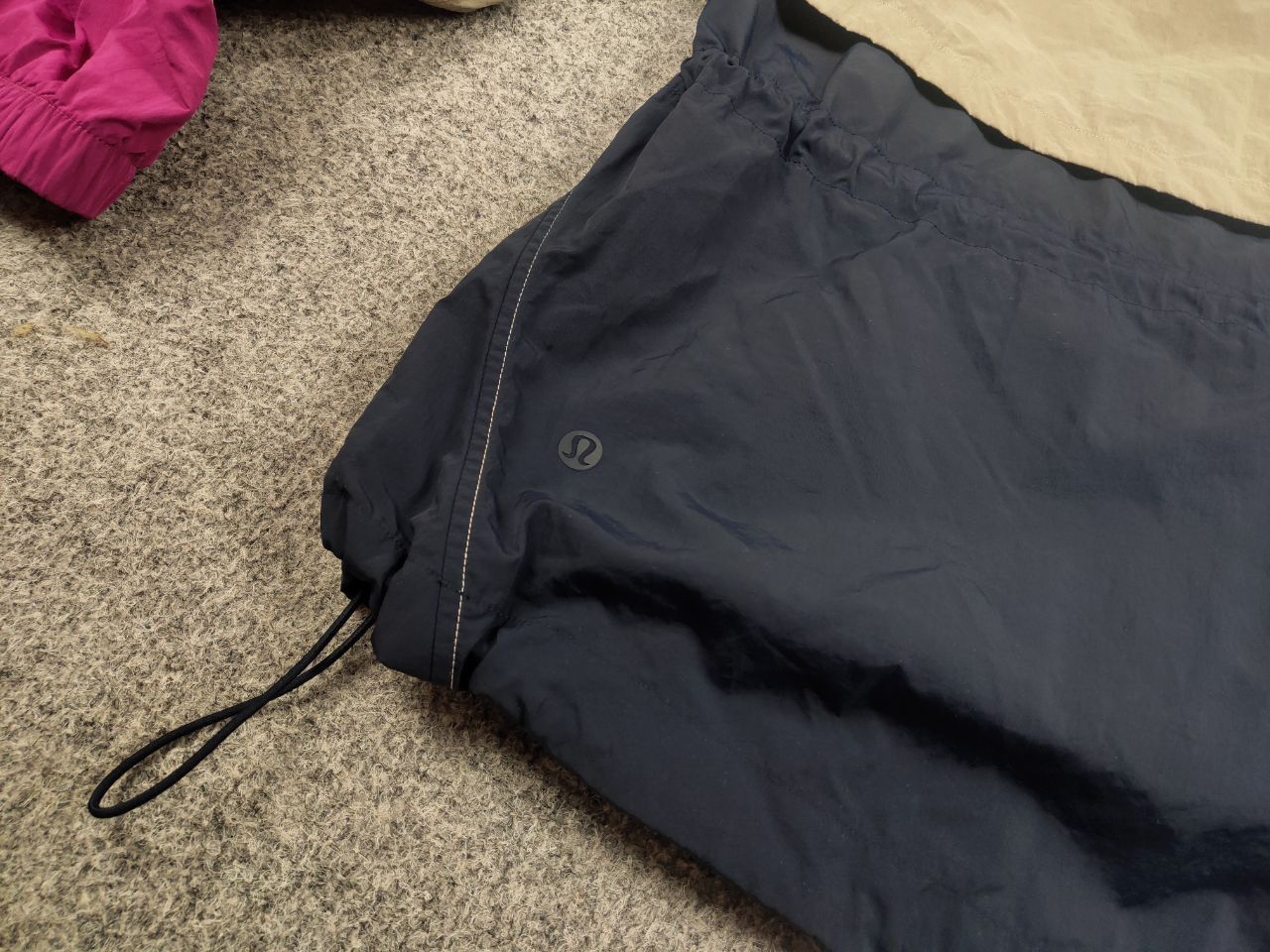 Lululemon lululemon Evergreen Womens Anorak Light Nylon hoodie jacket Size L / US 10 / IT 46 - 11 Thumbnail