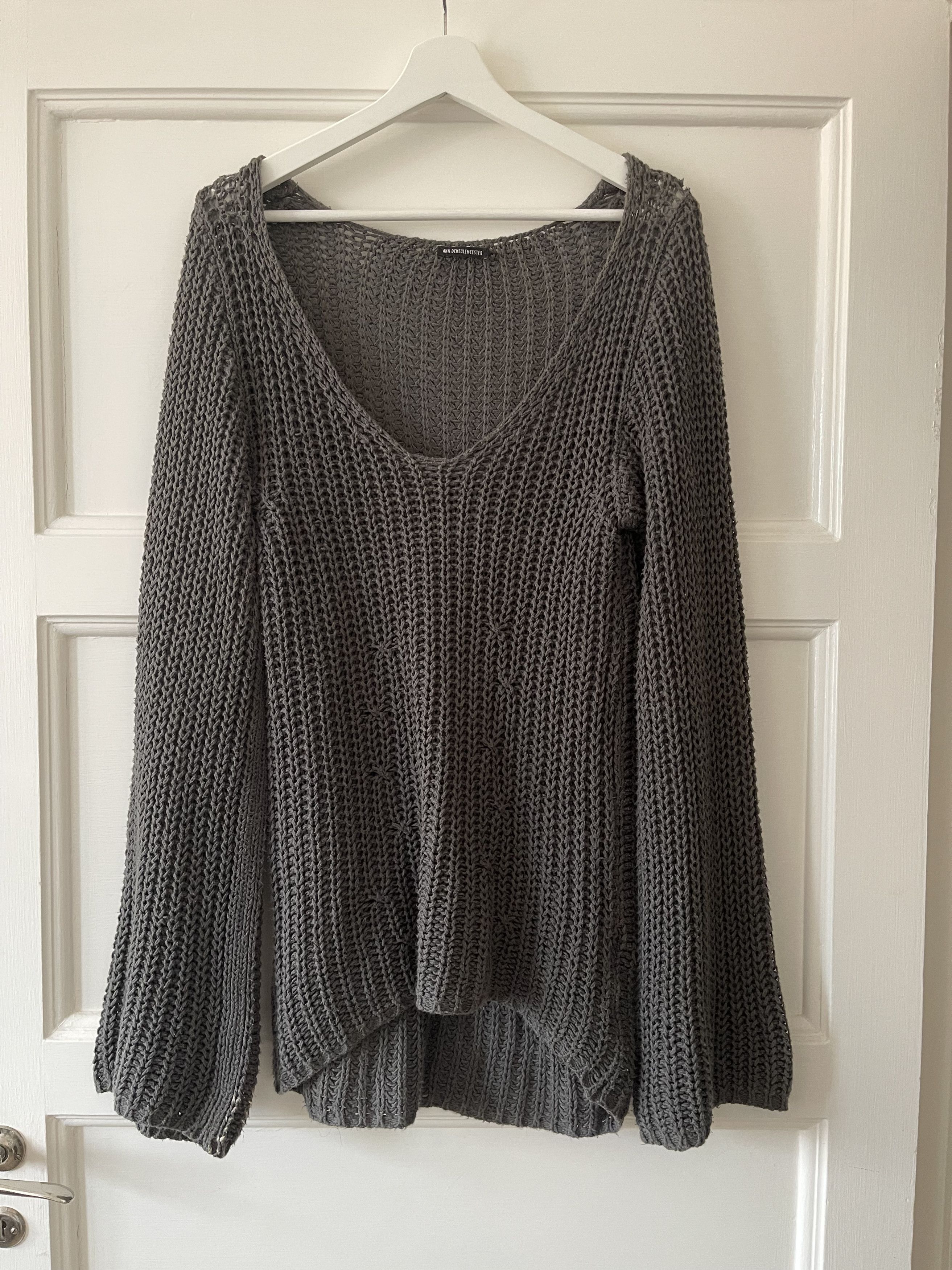 image of Ann Demeulemeester Knitted Sweater in Grey, Men's (Size XS)