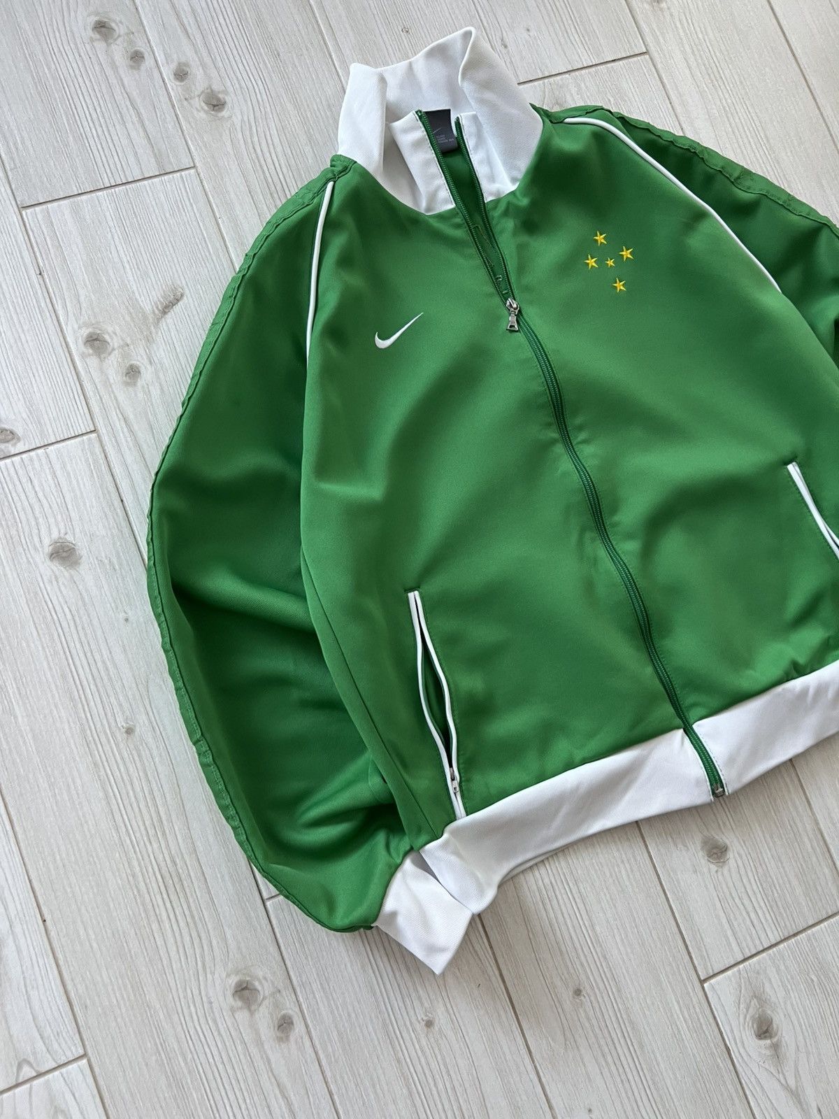 Nike Nike Brazil Mens Vintage Soccer Jacket Size US L / EU 52-54 / 3 - 6 Thumbnail