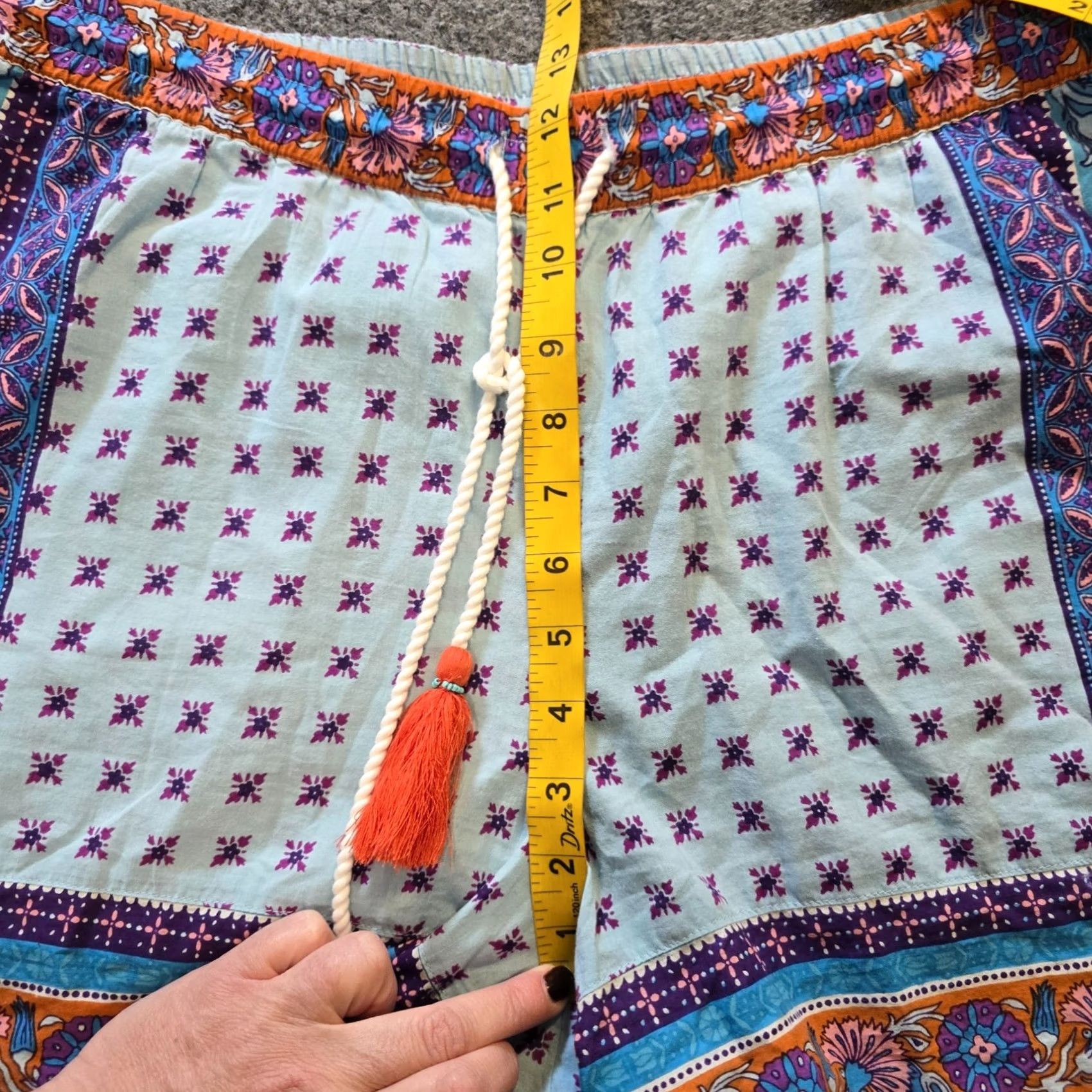 Vintage Sundance Shorts Womens Medium Blue Kalini Floral Bandana 5 Inch Boho Casual Shorts Shirt Dress Size 32" / US 10 / IT 46 - 6 Thumbnail