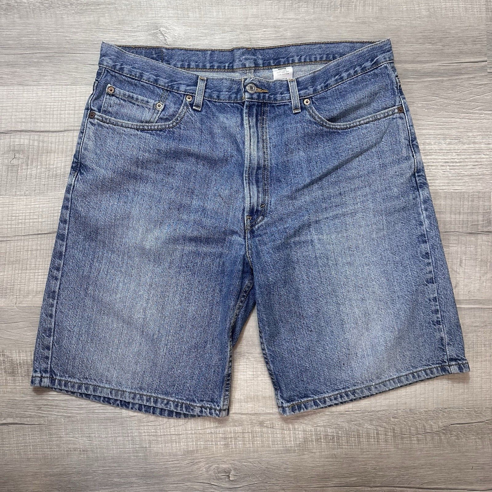 Levi's Levis 550 Jean Shorts Men's 38 Blue 10" Inseam Jorts Y2K Size US 38 / EU 54 - 1 Thumbnail