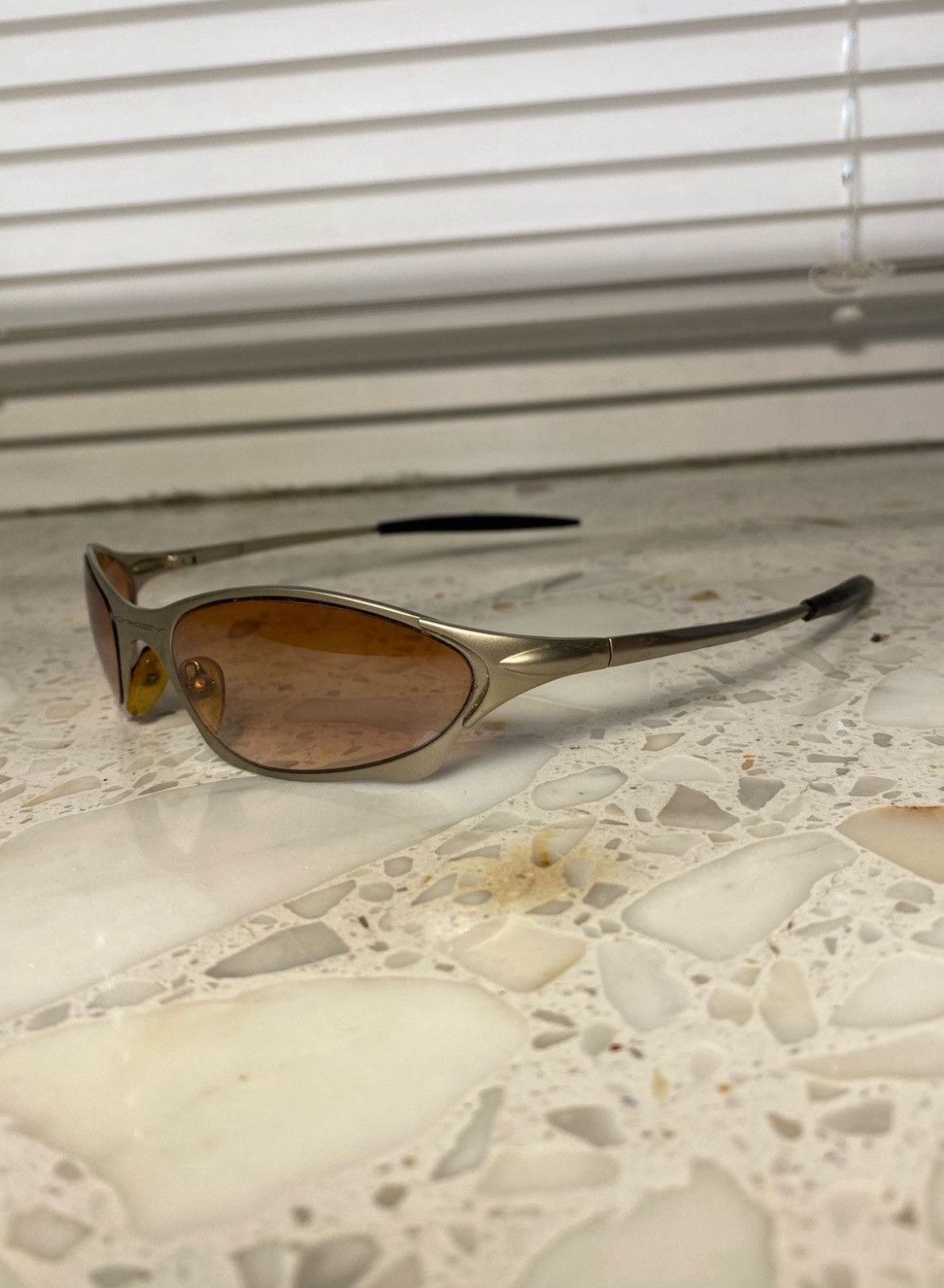 Oakley Vintage Gold Oakley Sunglasses Size ONE SIZE - 11 Thumbnail