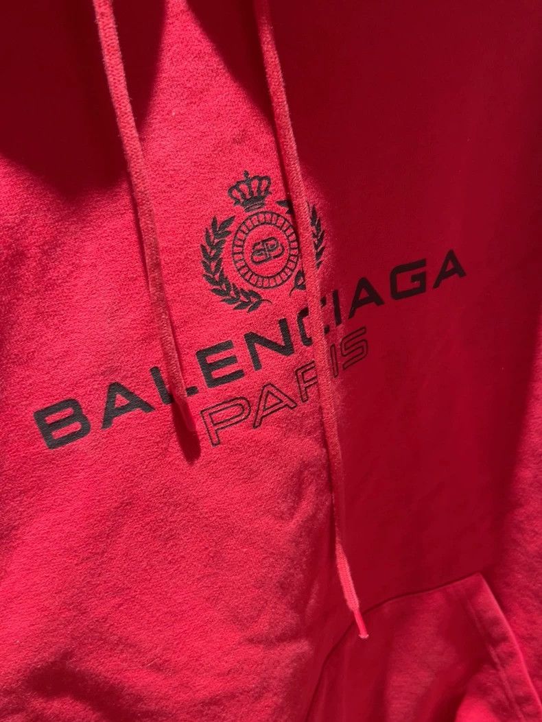 Balenciaga Balenciaga Printed Hoodie Never Worn with Tag, Poor Storag Size US S / EU 44-46 / 1 - 3 Thumbnail