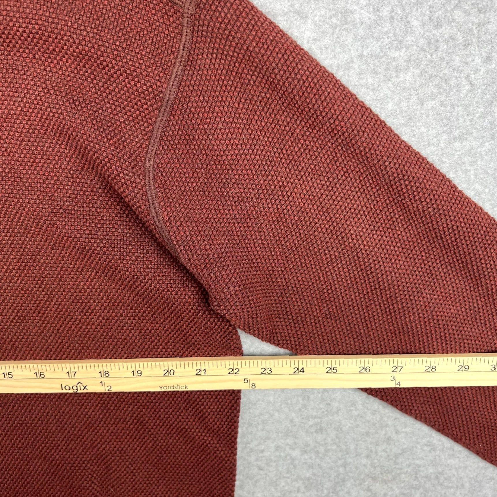 Tommy Bahama Tommy Bahama Sweater Mens Large Rust Red Textured Knit Pullover V-Neck Wool? (Note: "Wool" not in original) Size US L / EU 52-54 / 3 - 2 Thumbnail