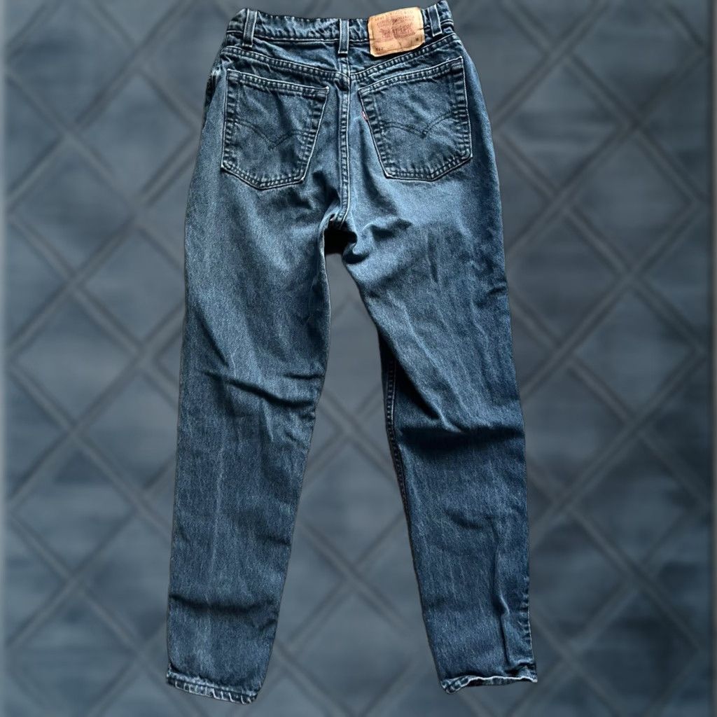 Levi's VINTAGE Levi's 512 Mom Jeans Slim Fit Tapered Leg Women Size 11 Blue Denim 90s Classic Size 32" / US 10 / IT 46 - 1 Thumbnail