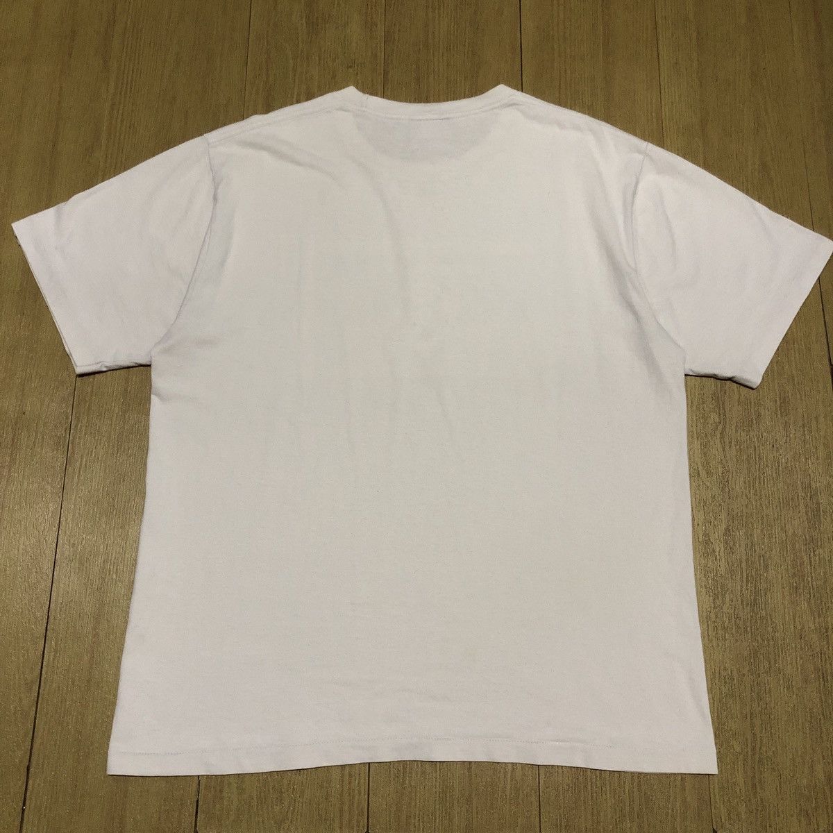 Bape A Bathing Ape Credit Card Hong Kong Exclusive Tshirts Size US L / EU 52-54 / 3 - 2 Thumbnail