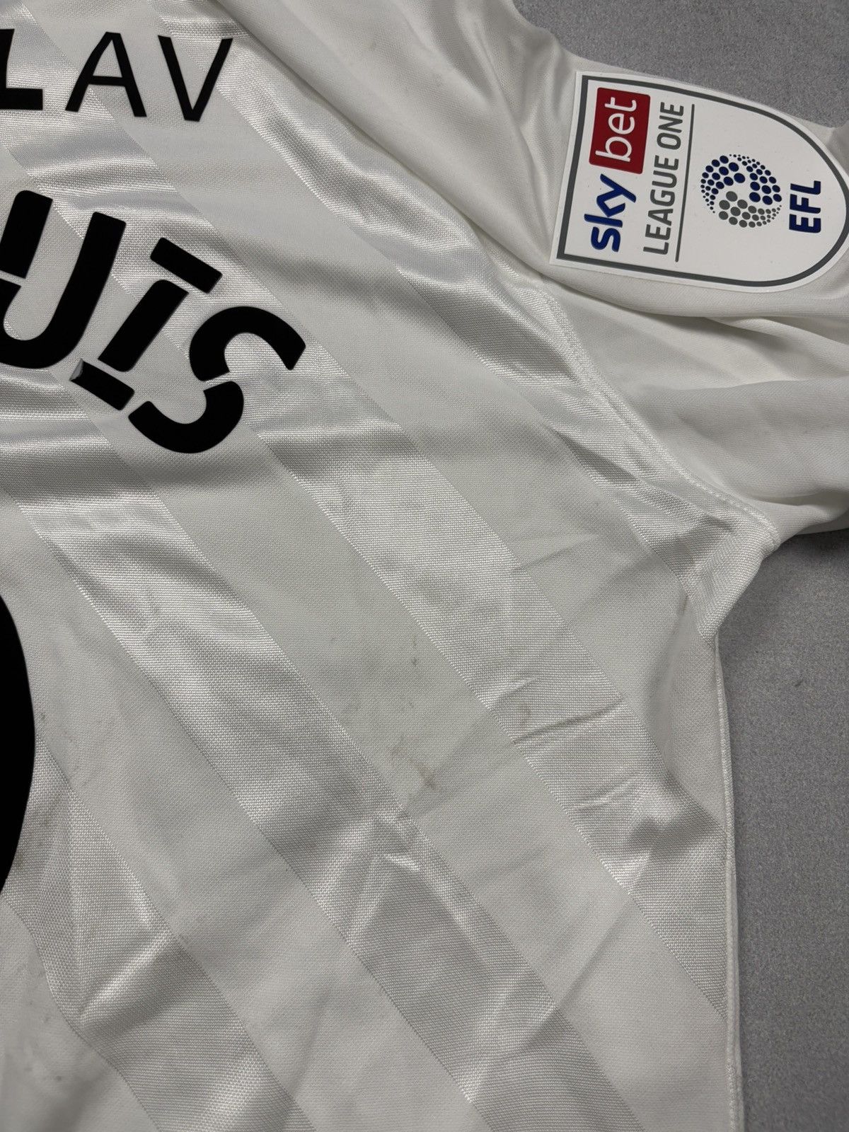 Nike Nike Portsmouth FC 2020/21 Away Shirt Marquis 9 EFL Sky Bet Size US L / EU 52-54 / 3 - 24 Thumbnail