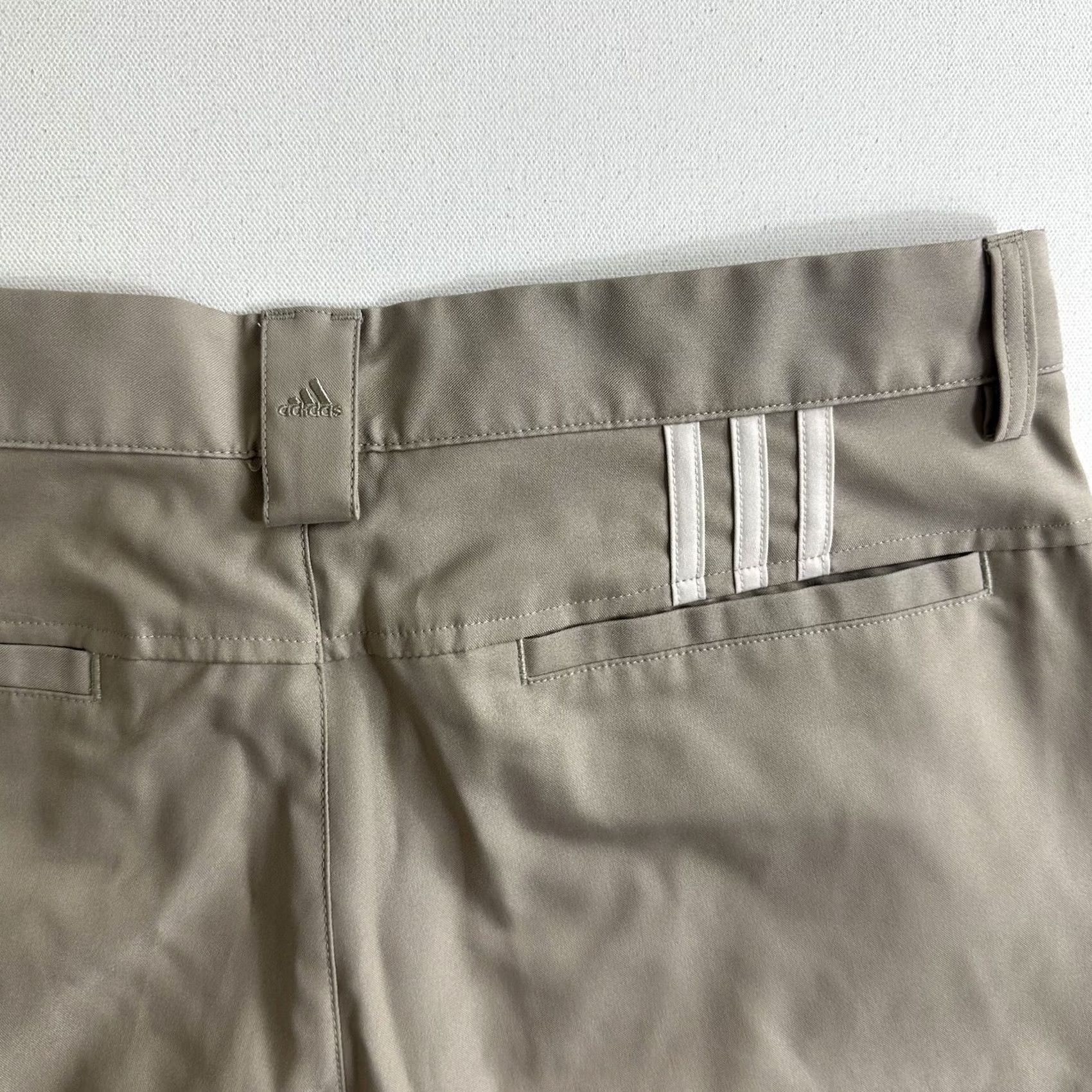 Adidas Adidas Golf Pants Chino Mens 32x32 Khaki Casual Preppy Active Straight Leg Slim/Regular Fit Pants Mens Boys? Size US 32 / EU 48 - 4 Thumbnail