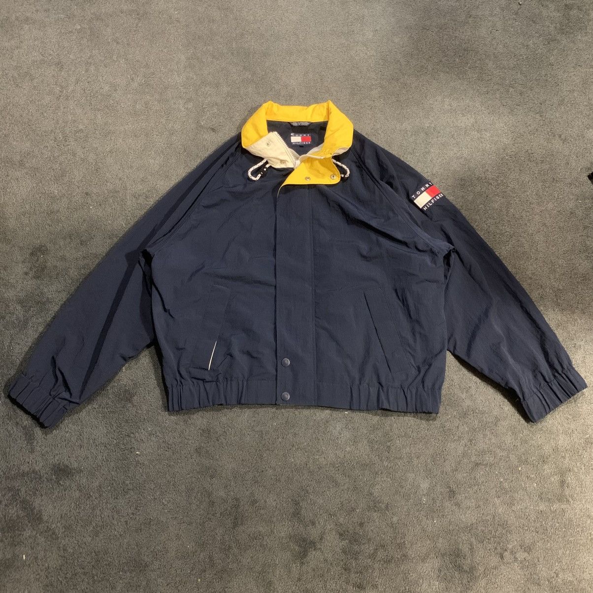 Tommy Hilfiger VINTAGE 90s-Y2K TOMMY HILFIGER WINDBREAKER JACKET Size US XL / EU 56 / 4 - 1 Thumbnail