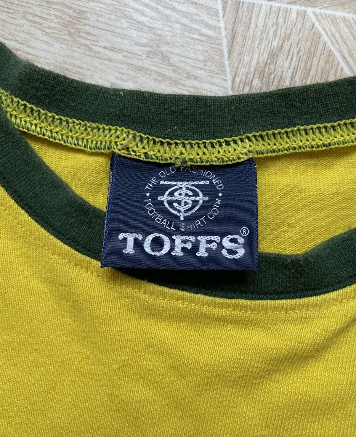 Other Retro Brazil 1970 World Cup TOFFS Vintage Football Jersey Size US XL / EU 56 / 4 - 7 Thumbnail