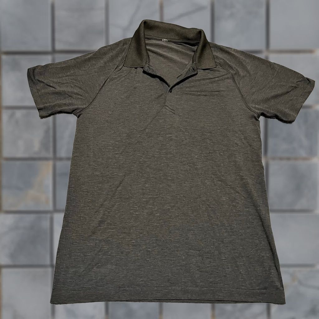 Lululemon Lululemon Polo Shirt Mens Medium Gray Short Sleeve Golf Performance M Mens Gray Polo Shirt Size US M / EU 48-50 / 2 - 1 Thumbnail