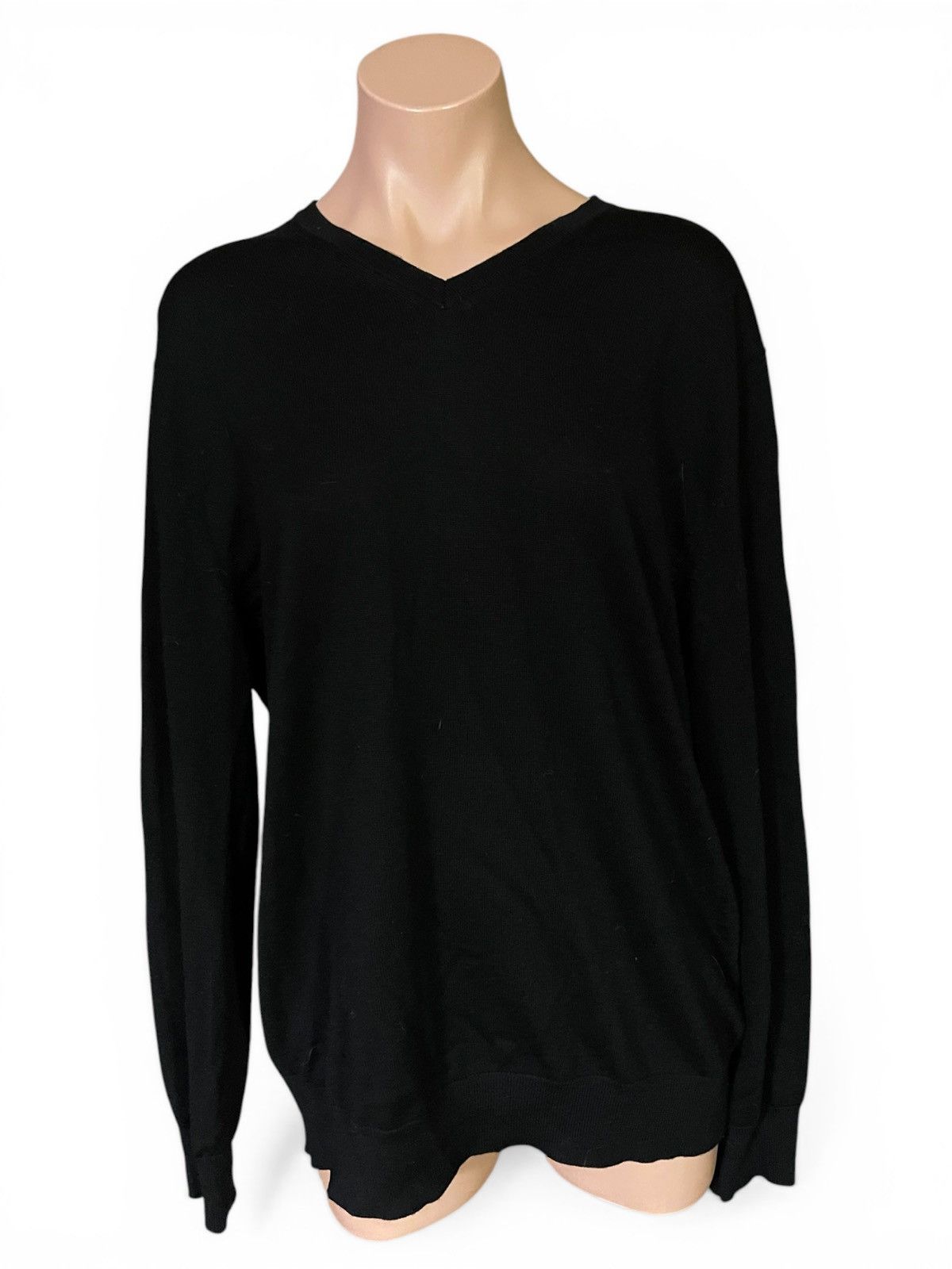 Charles Tyrwhitt Charles Tyrwhitt Men’s Large Merino Wool V-Neck Sweater Size US L / EU 52-54 / 3 - 1 Thumbnail