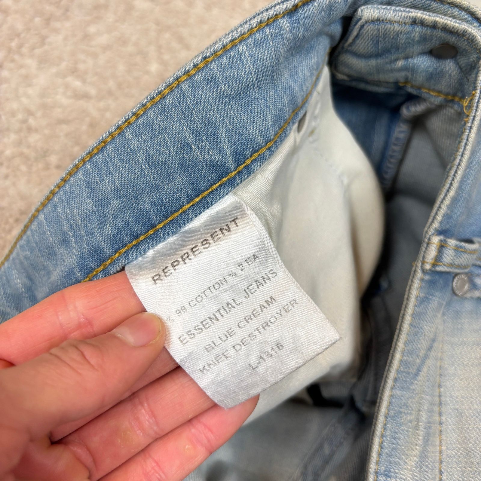 Represent Clo. Represent Essential Jeans Blue Cream Knee Destroyer 32x32 Size US 32 / EU 48 - 9 Thumbnail