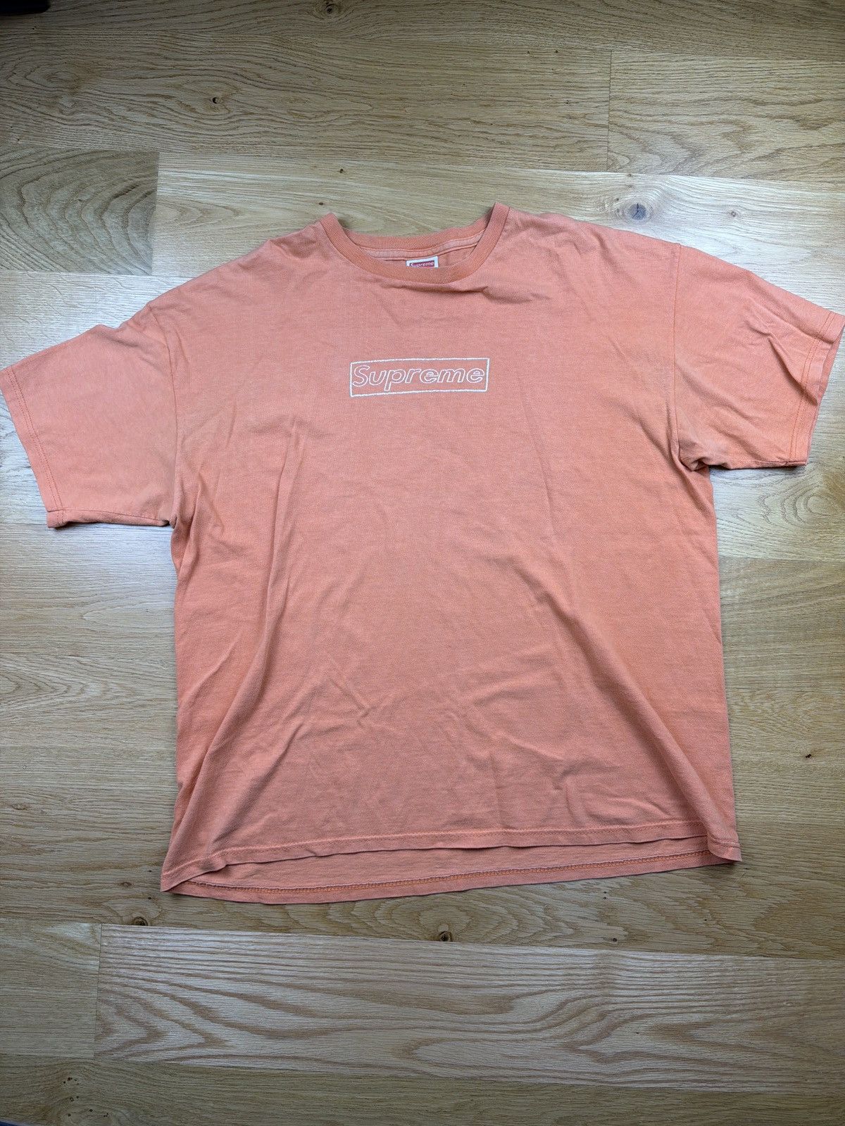 Supreme Supreme KAWS box logo 2011 release Size US XL / EU 56 / 4 - 1 Thumbnail