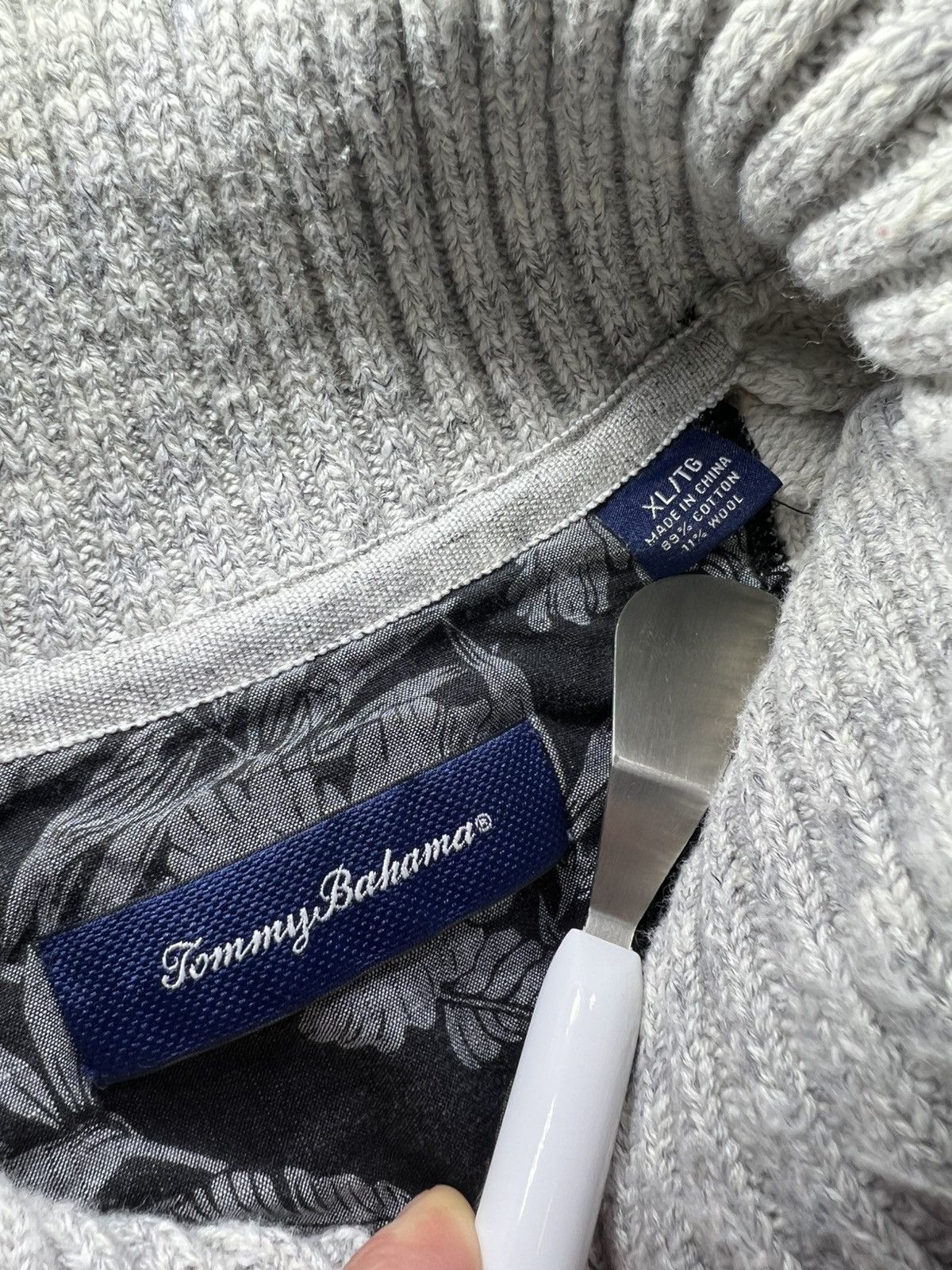 Tommy Hilfiger Tommy Bahama Cowl Neck Sweater Sz XL Pullover Wool Blend Size US XL / EU 56 / 4 - 8 Thumbnail