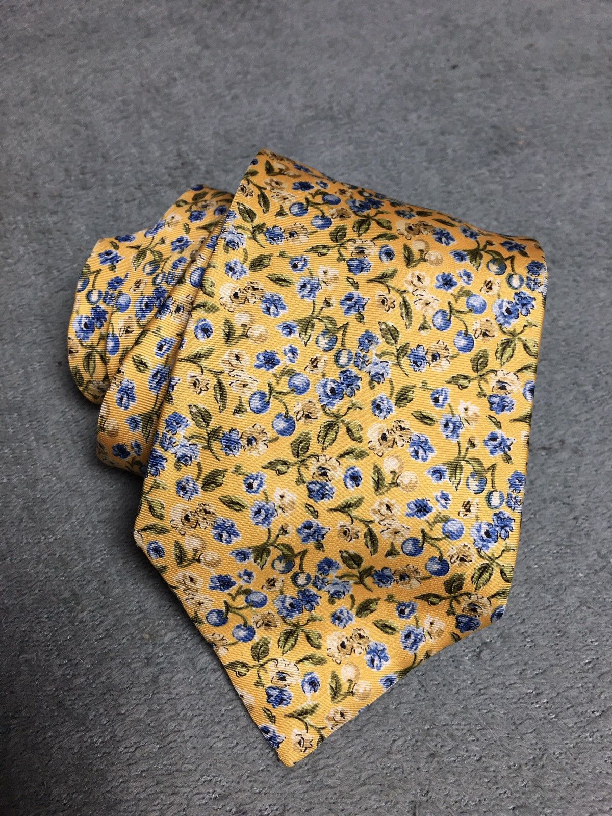 Vintage Nina Ricci Vintage Floral Elegant France Silk Mens Tie Size ONE SIZE - 1 Thumbnail