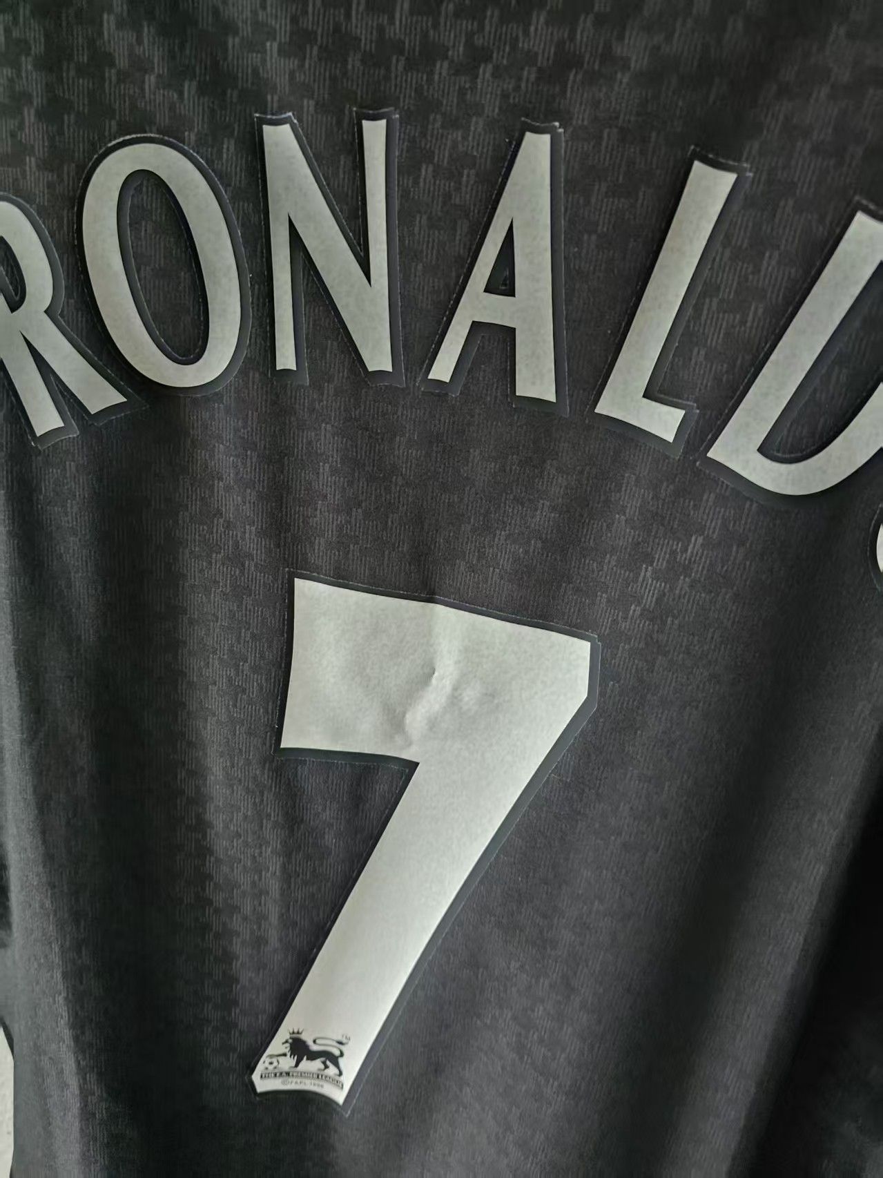 Other 2003 2005 MUCF #7 C Ronaldo Jersey Away Size US S / EU 44-46 / 1 - 5 Thumbnail