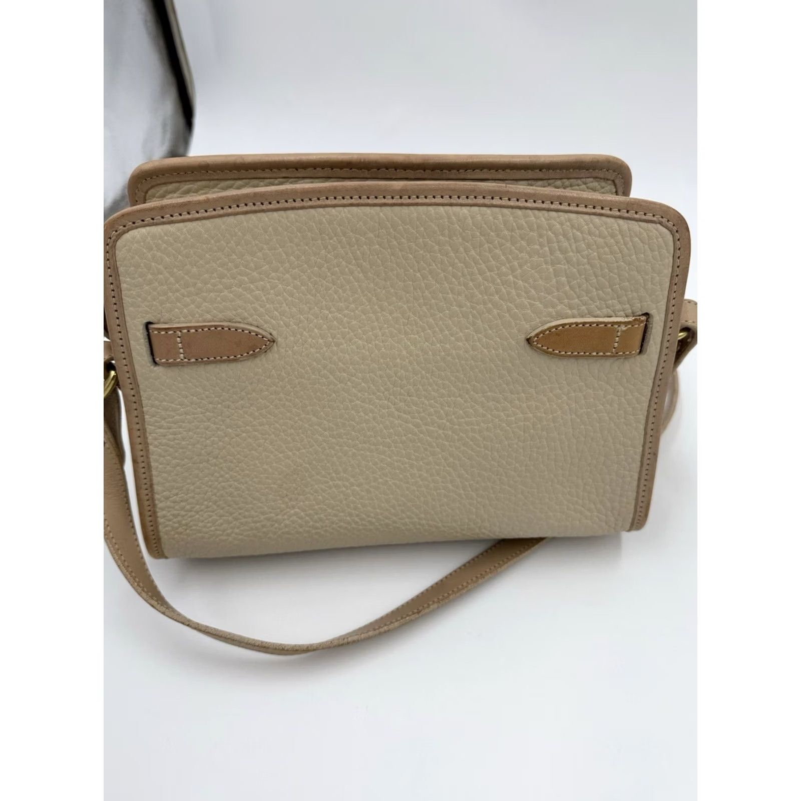 Dooney & Bourke VINTAGE Dooney & Bourke Crossbody Purse USA Pebbled Leather Brown Tan Solid Brass Buckle Zip Women Size ONE SIZE - 5 Thumbnail