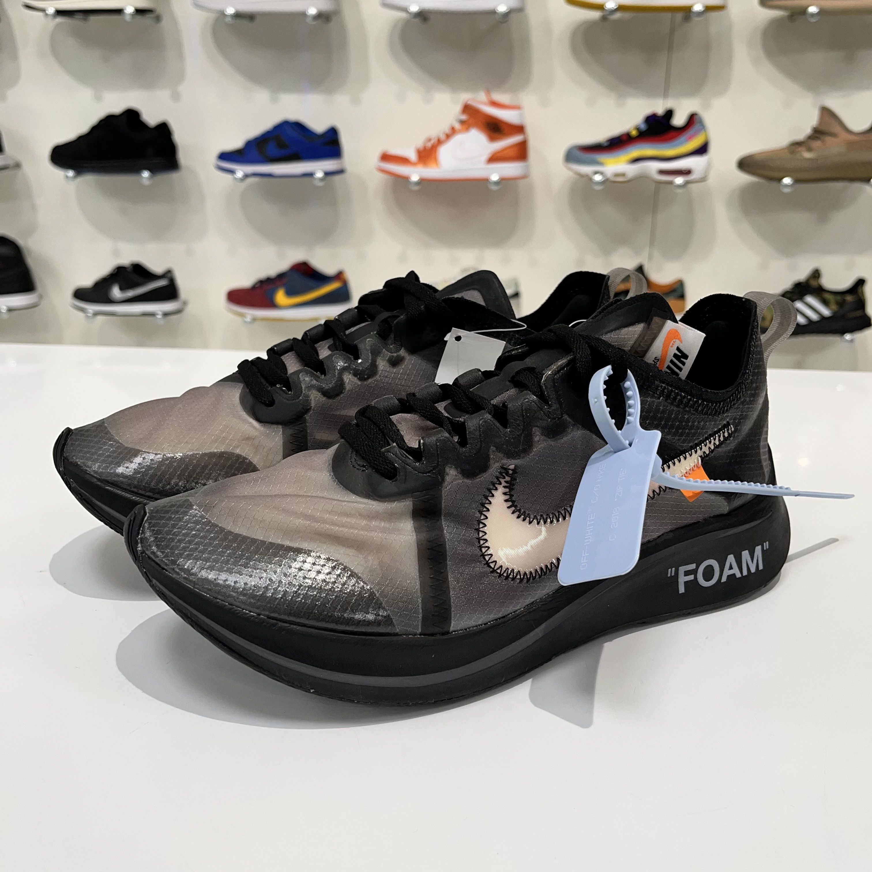 Nike × Off-White Nike Zoom Fly x Off-White Black/Silver Size US 8 / EU 41 - 2 Thumbnail