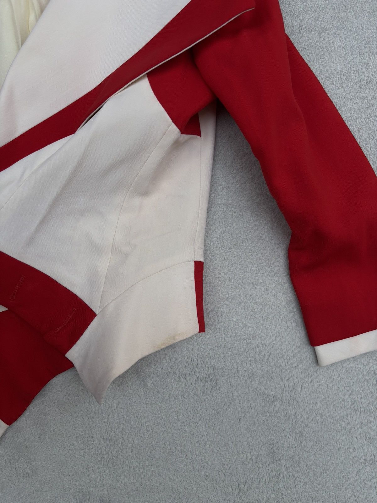 Alexander McQueen SS 2016 Runway Asymmetrical Sculptural Military-Insp Jacket Size M / US 6-8 / IT 42-44 - 18 Thumbnail