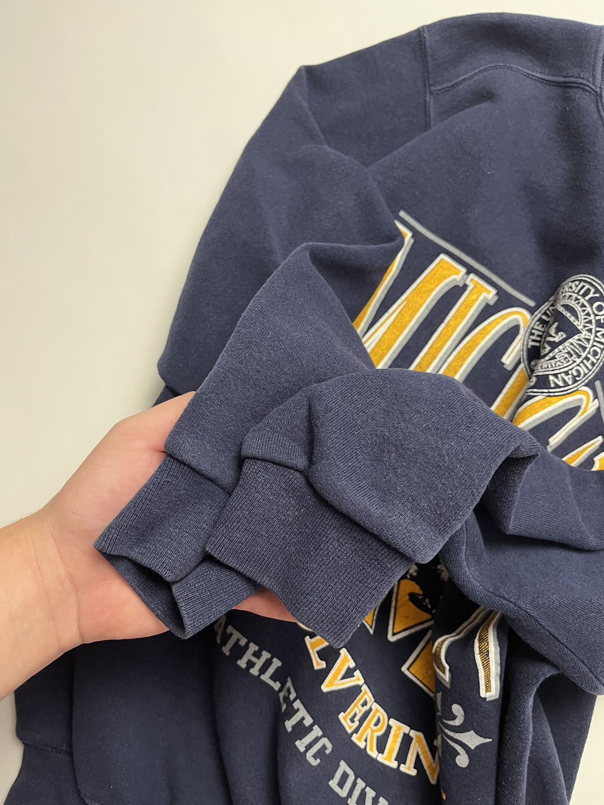 Champion Vintage 90’s Michigan Wolverines University Sweatshirt Size US M / EU 48-50 / 2 - 5 Thumbnail