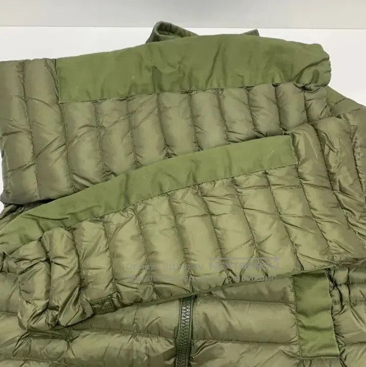 Moncler Moncler Solid Color Detachable Hood Jacket. Size US S / EU 44-46 / 1 - 3 Thumbnail