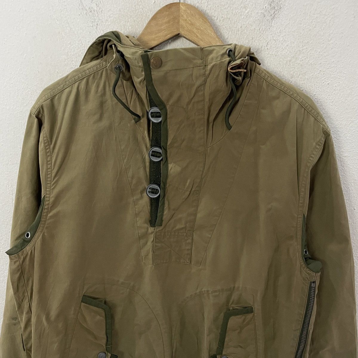 Eddie Bauer Vintage Eddie Bauer Workers Hoodies Jacket Size US L / EU 52-54 / 3 - 4 Thumbnail