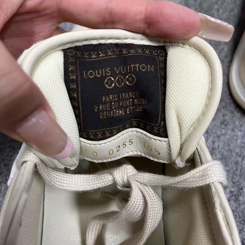 Louis Vuitton 25 Latest Beige Cow Leather Sheep Leather Ro