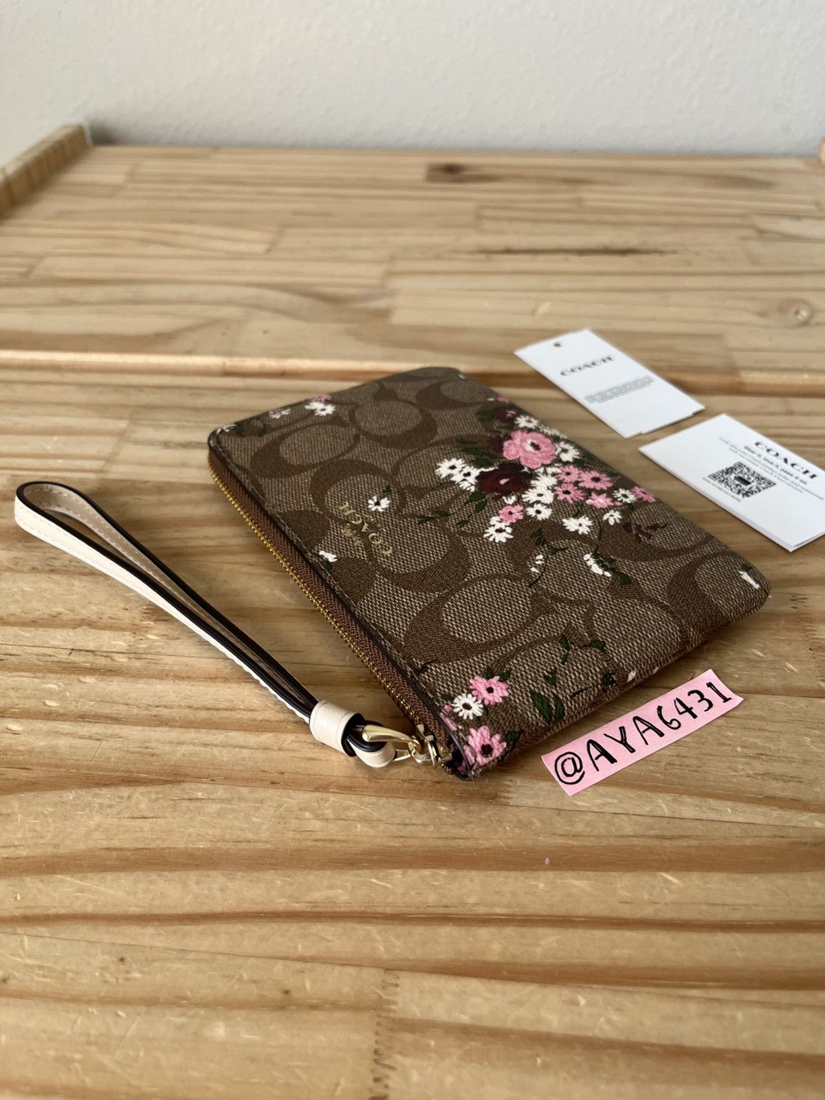 Coach Coach wristlet Size ONE SIZE - 3 Thumbnail