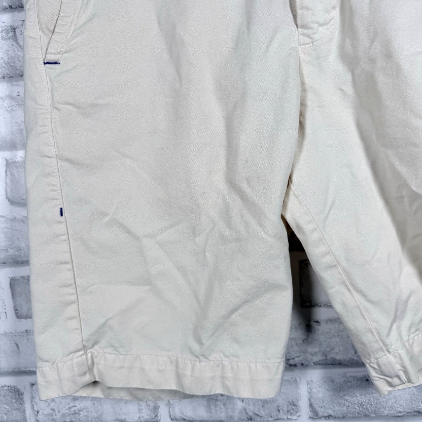Tommy Bahama Tommy Bahama Shorts Cotton Blend Beige Mens Size 32 Chino Casual Beige Mens 32 Cotton Blend Tommy Bahama Shorts Size US 32 / EU 48 - 3 Thumbnail