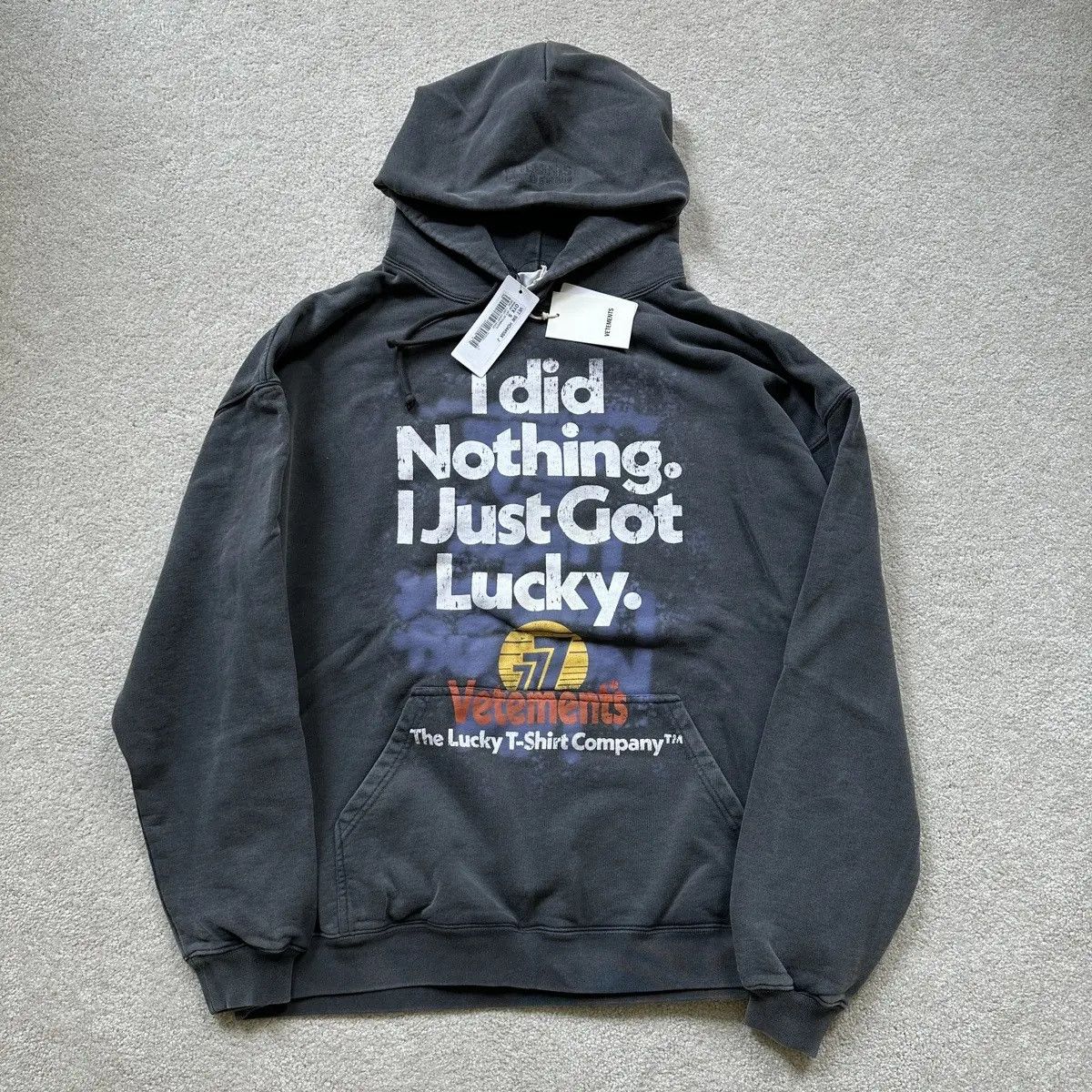 【VETEMENTS】GOT LUCKY HOODIE(WASHED BLACK VETEMENTS】I GOT LUCKY HOODIE(WASHED BLACK)(XS WASHED BLACK