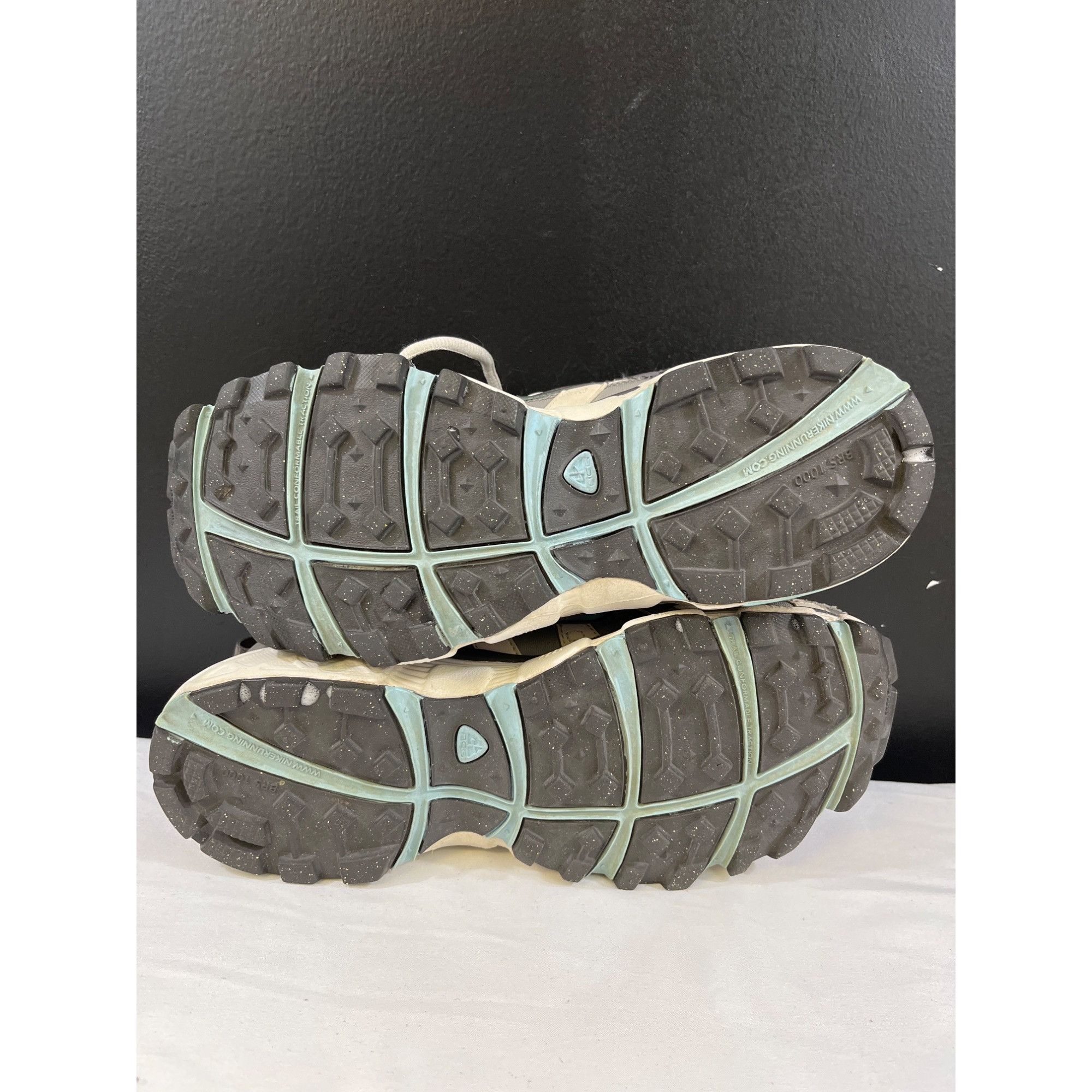 Nike Nike Air Alvord Series Womens Grey Trail Running Snekaers Si Size US 10 / IT 40 - 3 Thumbnail
