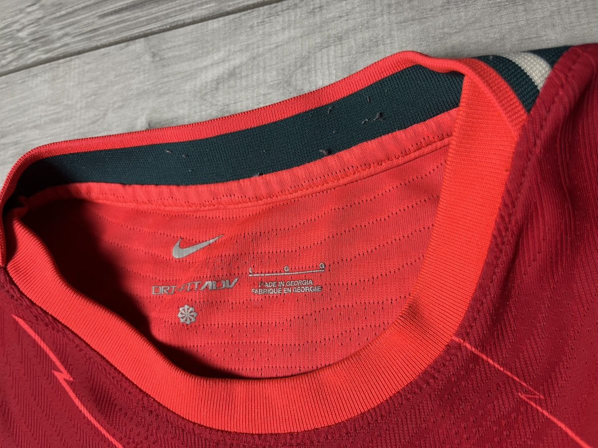 Nike Nike Liverpool away shirt 2021/22 size Large Size US L / EU 52-54 / 3 - 6 Thumbnail