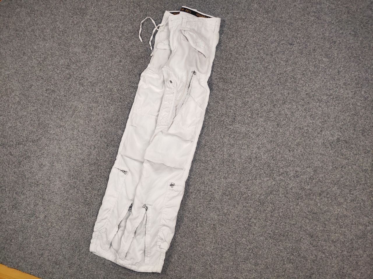 Freeman T. Porter Vintage Freeman T Porter Cargo Zip Linen Pants Y2k style Size US 34 / EU 50 - 3 Thumbnail