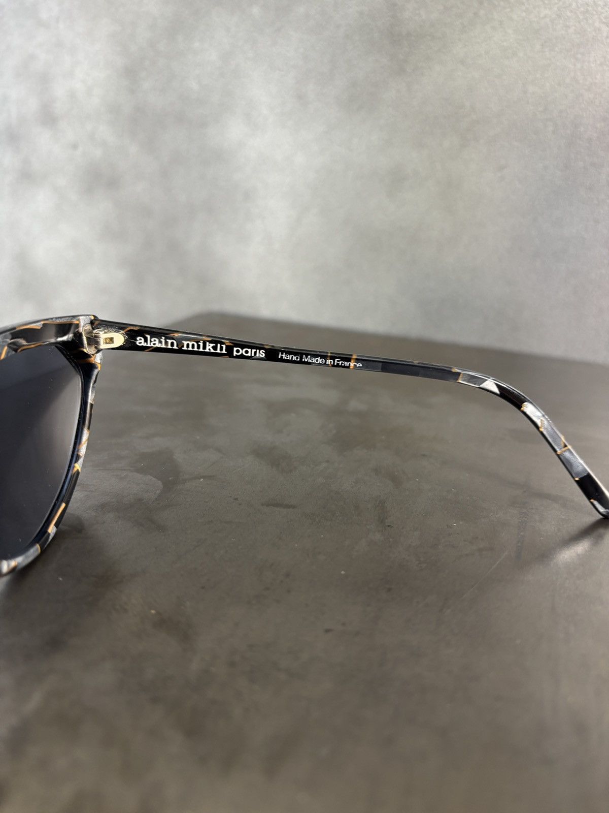 Alain Mikli × Vintage 1980s Alain Mikli Sunglasses Vintage Asymmetrical Marble 098 Size ONE SIZE - 10 Thumbnail