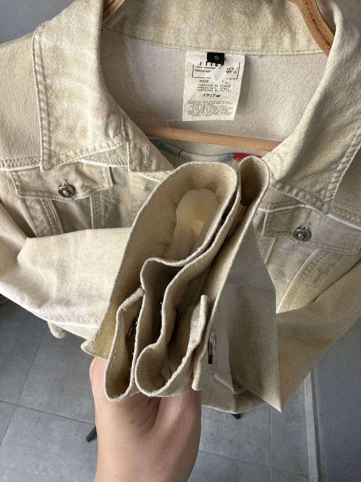 Just Cavalli Just Cavalli denim jacket size S Vintage 90’s Size S / US 4 / IT 40 - 15 Thumbnail