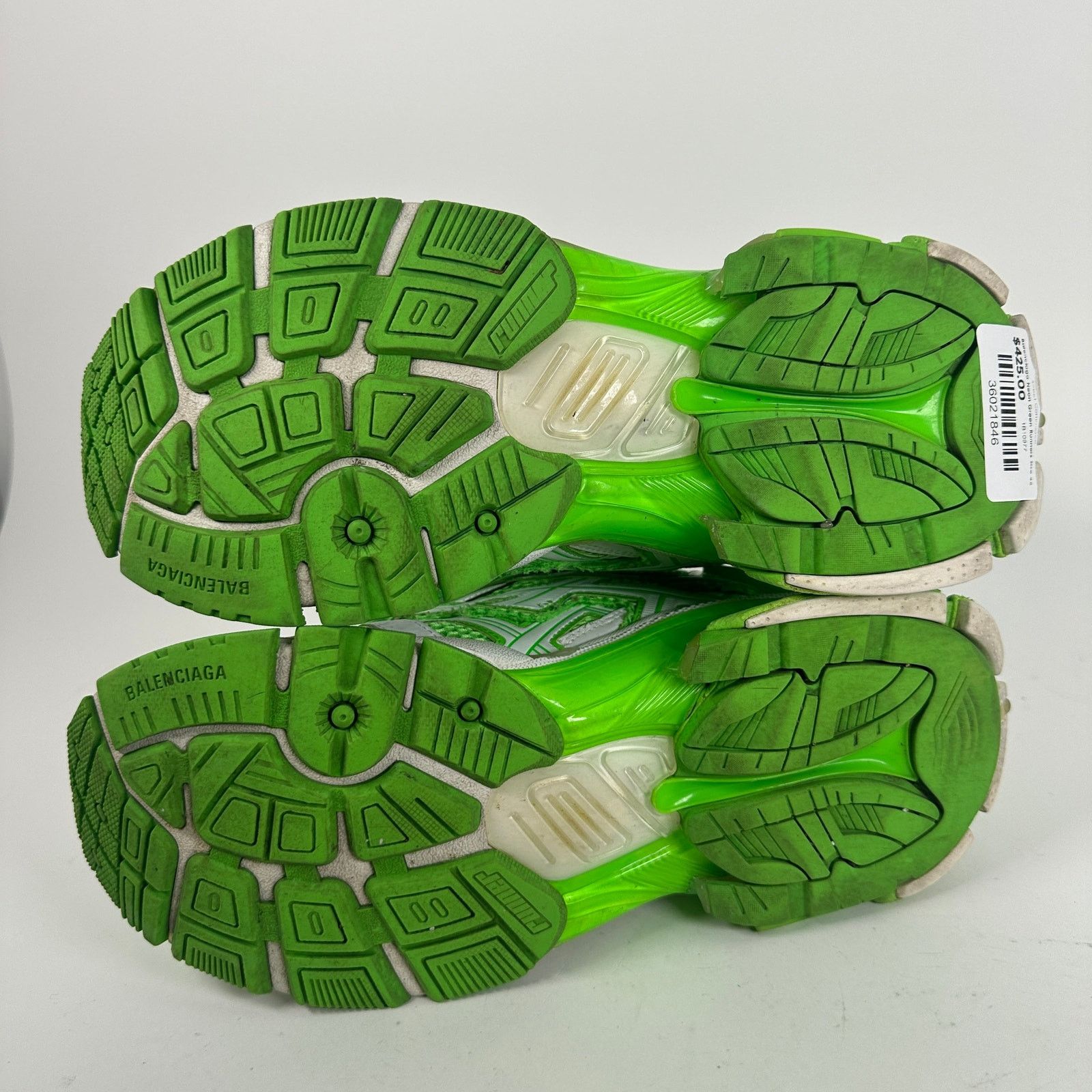 Balenciaga Balenciaga Neon Green Runners Size 42 Size US 9 / EU 42 - 10 Thumbnail