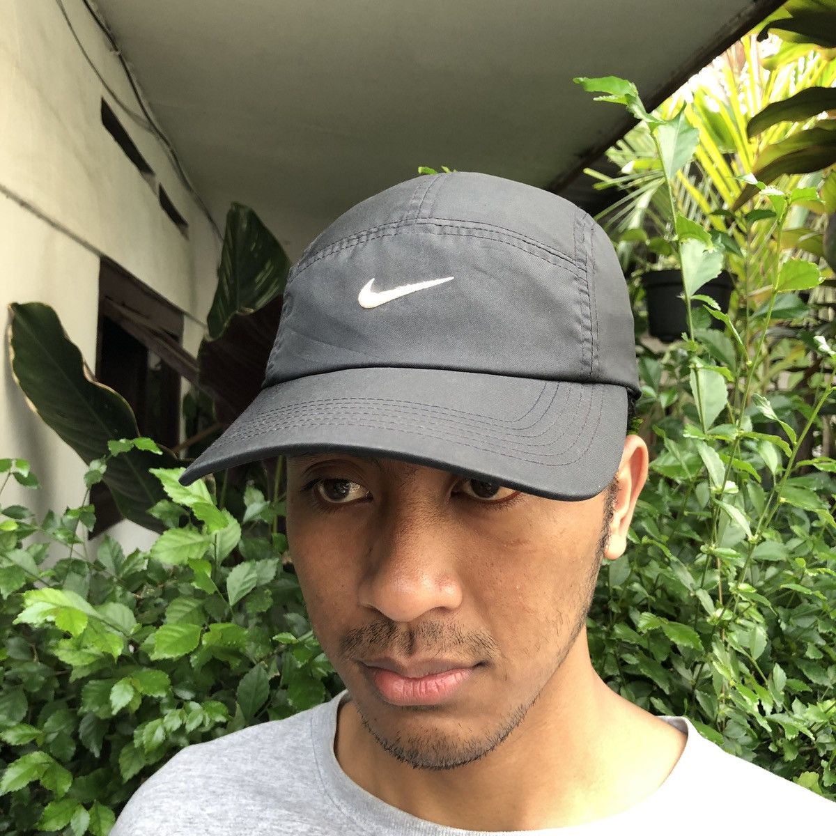Nike Vtg y2k NIKE 5PANEL SMALL SWOOSH CAP Size ONE SIZE - 1 Thumbnail