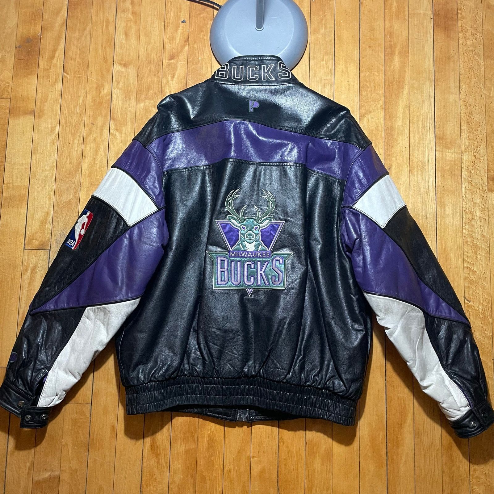 Pro Player WILSONS 90’s Milwaukee Bucks Pro Player Leather Jacket XL Size US XL / EU 56 / 4 - 3 Thumbnail