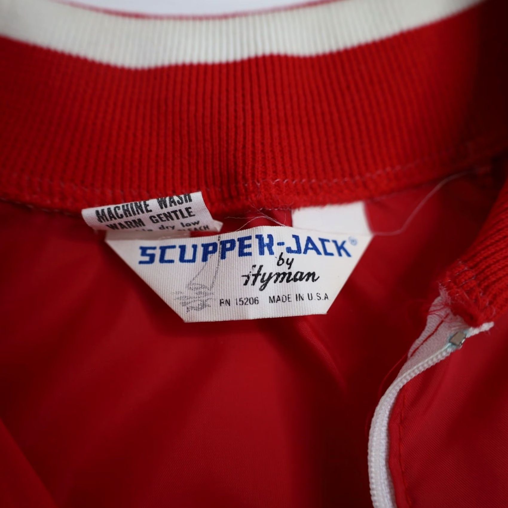 Vintage VINTAGE True 70s Scupper-Jack Dunes Windbreaker Red Large Jacket Mens Windbreaker 70s Red Size US L / EU 52-54 / 3 - 7 Thumbnail