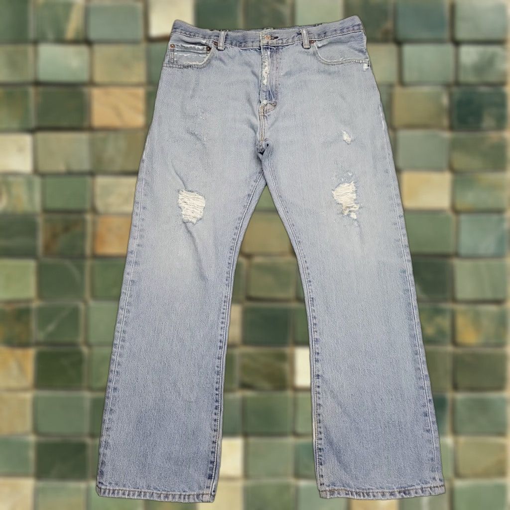 Levi's VINTAGE Levi's 517 Jeans Mens 35x30 Blue Denim 100% Cotton Bootcut Comfort Pants Regular Fit Waist 34 Inseam 30 Zip Mens USA Classic Size US 35 - 1 Thumbnail