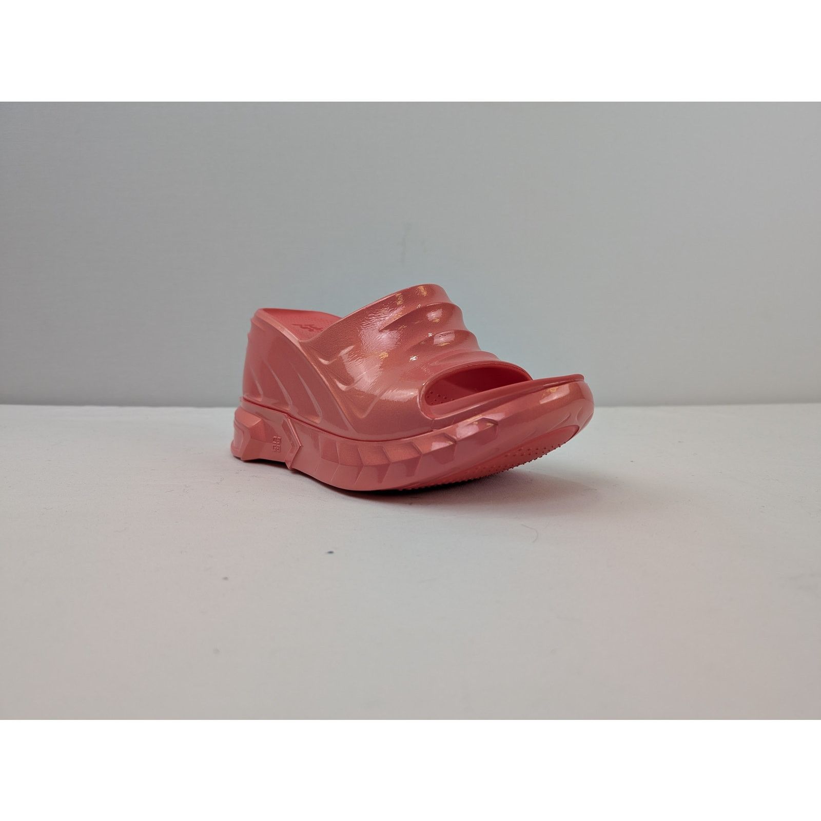 Givenchy o1rshd1 Marshmallow Sandals in Coral Size US 7 / IT 37 - 2 Thumbnail