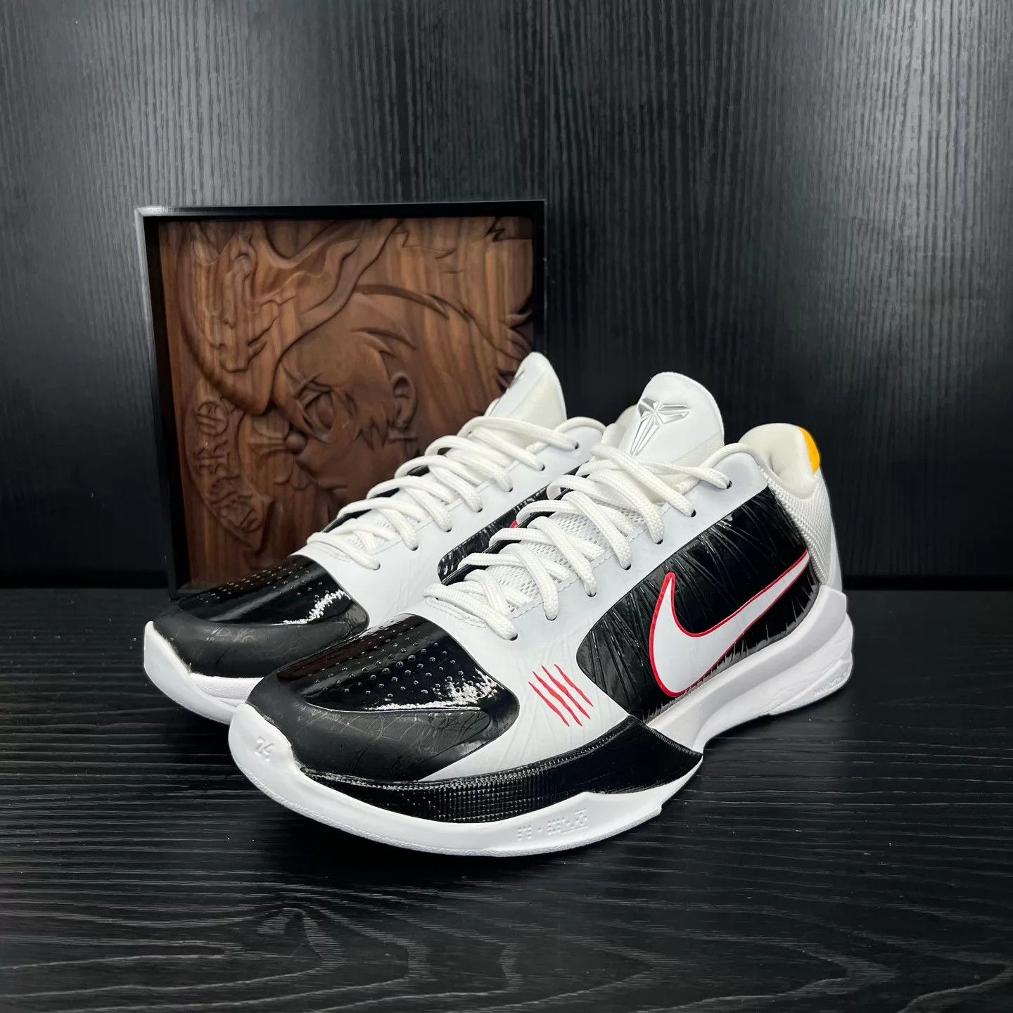 Nike Air Jordan 5 Bruce Lee White Dragon Size 42 Size US 9 / EU 42 - 1 Thumbnail